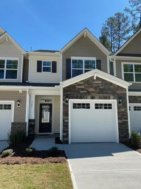 302 Lionel St, Durham, NC 27705 photo 1