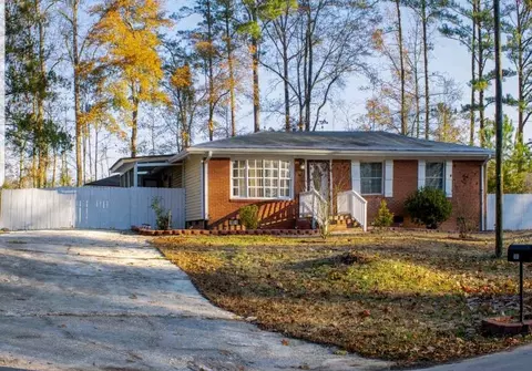 501 Plaza Dr, Garner, NC 27529 photo 2