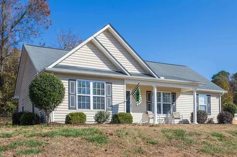 285 Gray Ghost St, Benson, NC 27504 photo 2