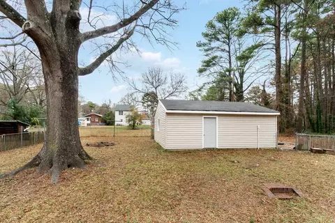 409 E Lavender Ave, Durham, NC 27704 photo 6