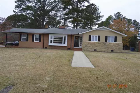 916 S Walnut Dr, Smithfield, NC 27577 photo 1