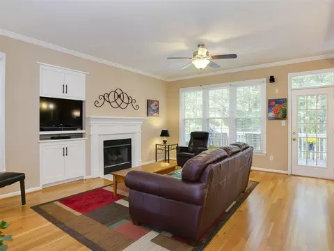 14 Shasta Ct, Durham, NC 27713 photo 8