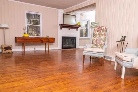 701 W Cornwallis Rd, Durham, NC 27707 photo 7