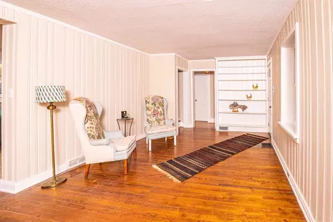 701 W Cornwallis Rd, Durham, NC 27707 photo 9