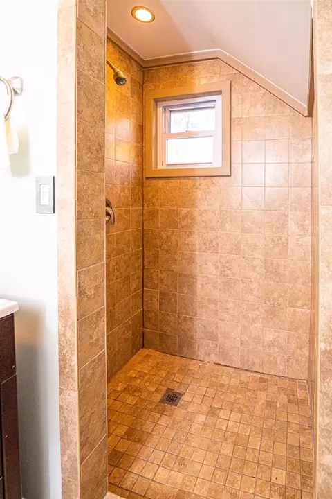 701 W Cornwallis Rd, Durham, NC 27707 photo 20