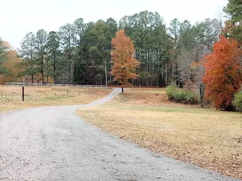 860 Mudham Rd, Wendell, NC 27591 photo 3