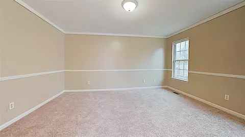 914 Alpha Dr, Durham, NC 27703 photo 9