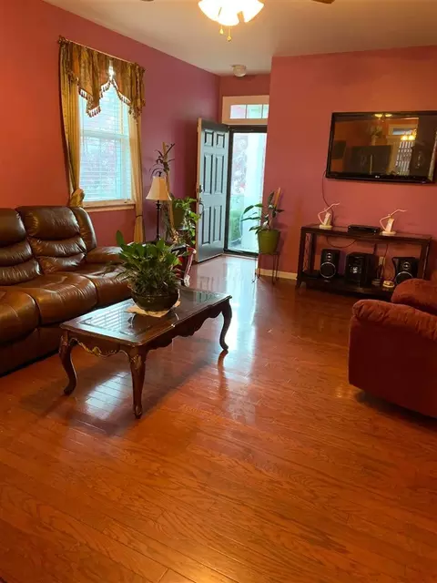216 Lodestone Dr, Durham, NC 27703 photo 4