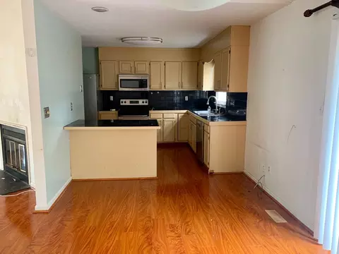 3 Chanter Ct, Durham, NC 27705 photo 3