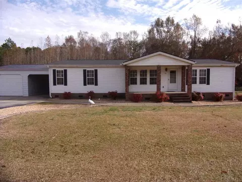 111 Simmons Dr, Erwin, NC 28339 photo 6