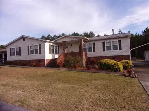 111 Simmons Dr, Erwin, NC 28339 photo 1
