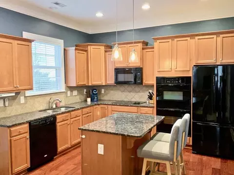 2002 Morehead Hill Ct, Durham, NC 27703 photo 3