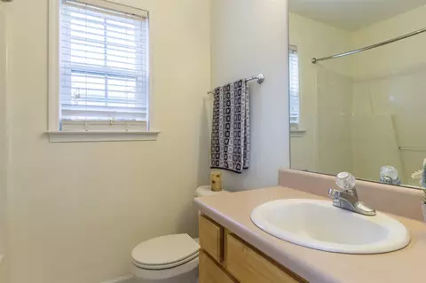 1566 Ella Ln, Stem, NC 27581 photo 15