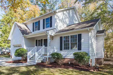 5607 Stardust Dr, Durham, NC 27712 photo 2