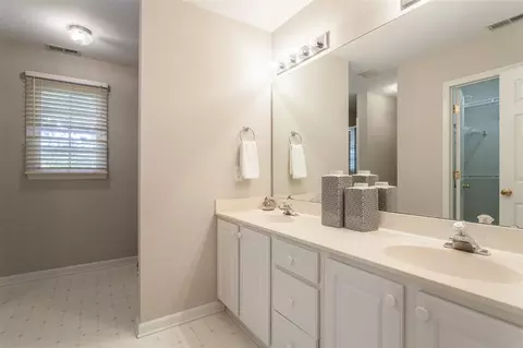 5607 Stardust Dr, Durham, NC 27712 photo 11