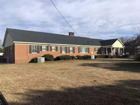 703 E St, Erwin, NC 28339 photo 3