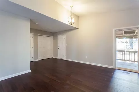 3 Hendricks Ct, Durham, NC 27707 photo 9