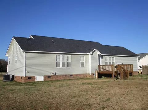 26 Pedernales Dr, Smithfield, NC 27577 photo 4