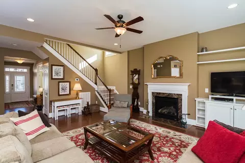 214 El Paso Ave, Durham, NC 27703 photo 8