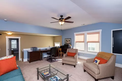 214 El Paso Ave, Durham, NC 27703 photo 18