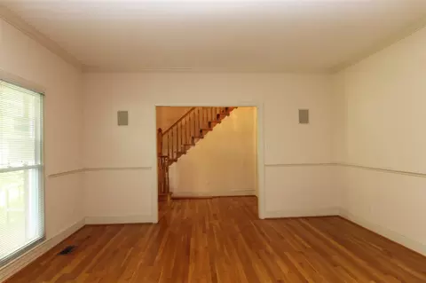 3735 Stoneybrook Dr, Durham, NC 27705 photo 9