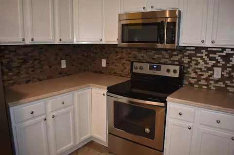 607 E Bay St, Dunn, NC 28334 photo 9