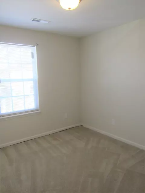 1608 Great Bend Dr, Durham, NC 27704 photo 12