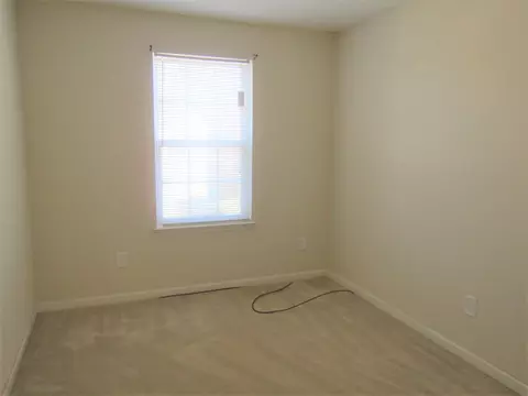 1608 Great Bend Dr, Durham, NC 27704 photo 13