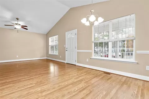 529 Finley St, Durham, NC 27705 photo 5