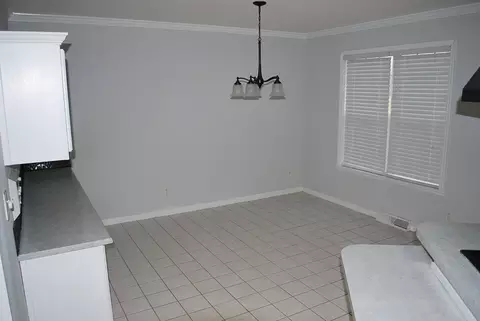 239 Eaves Rd, Henderson, NC 27537 photo 5