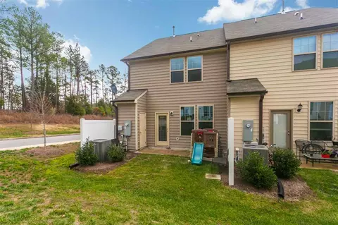 434 Carthage Ct, Durham, NC 27703 photo 9