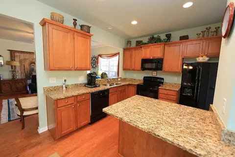 111 Lelcester Ct, Cary, NC 27519 photo 8