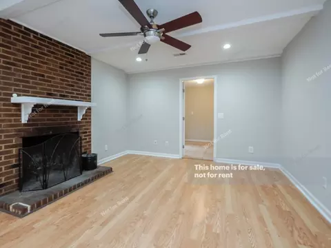 3806 Ruggles St, Durham, NC 27704 photo 3