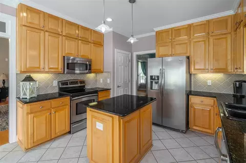 2821 Lautenberg Ln, Willow Spring, NC 27592 photo 10