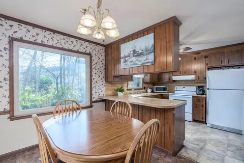 209 Coachman Dr, Garner, NC 27529 photo 8