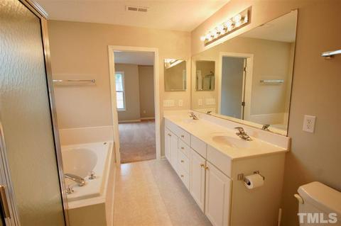 8208 Gresham Trace Rd, Raleigh, NC 27615 photo 15
