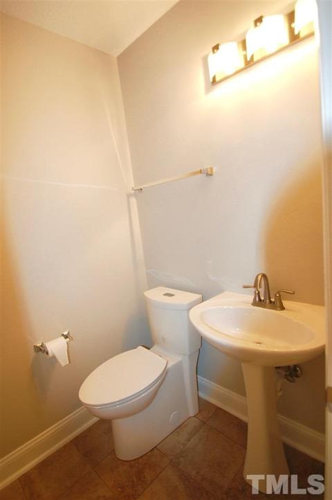 8208 Gresham Trace Rd, Raleigh, NC 27615 photo 8