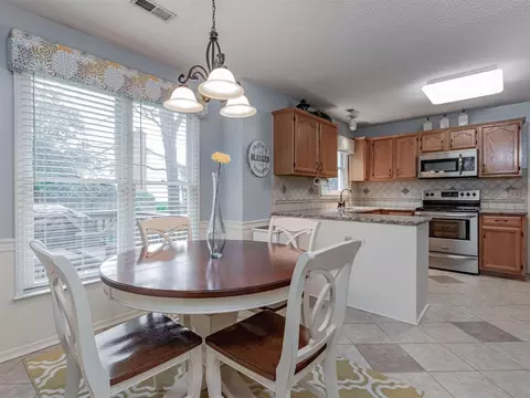 300 Amberglow Pl, Cary, NC 27513 photo 11