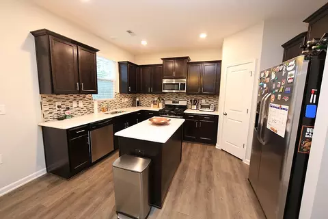 217 Peninsula Ct, Durham, NC 27703 photo 7