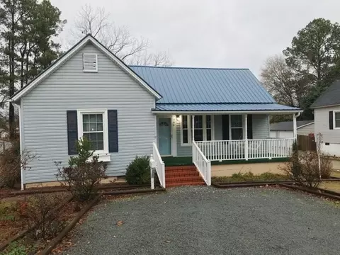 206 E I St, Erwin, NC 28339 photo 1