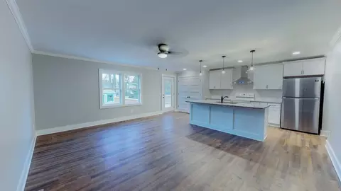 709 Frank St, Roxboro, NC 27573 photo 6