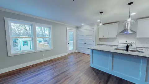709 Frank St, Roxboro, NC 27573 photo 12