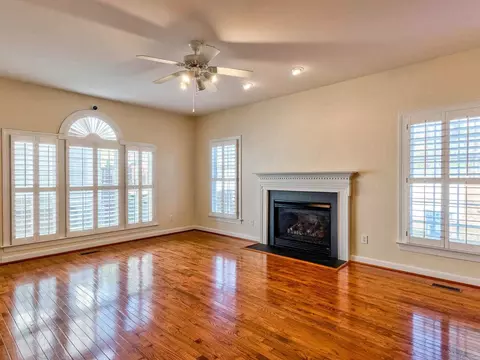 5305 Paces Ferry Dr, Durham, NC 27712 photo 9