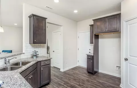 112 Eagleson St #DPT 25, Durham, NC 27703 photo 3