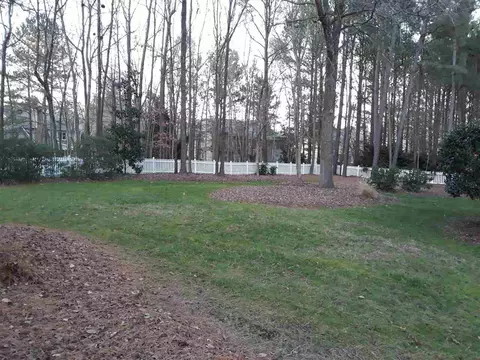 107 Doric Ct, Cary, NC 27519 photo 4