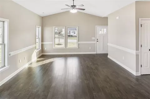 408 W J St, Erwin, NC 28339 photo 2