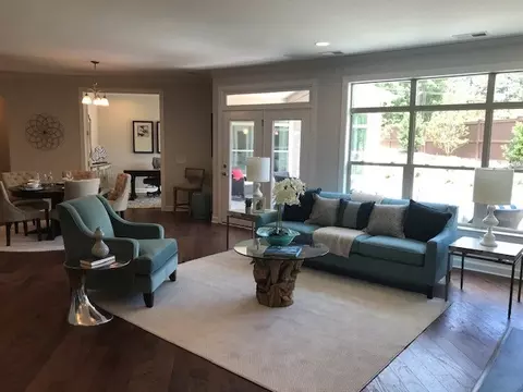 6302 Chantry Ct, Durham, NC 27703 photo 3