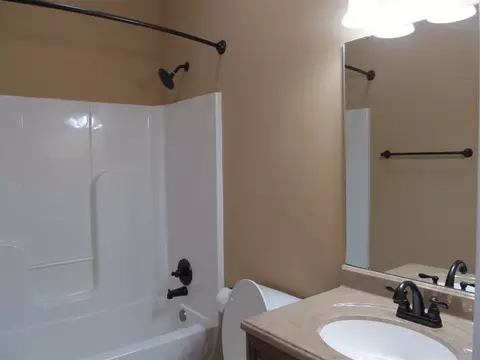 102 W C St, Erwin, NC 28339 photo 9
