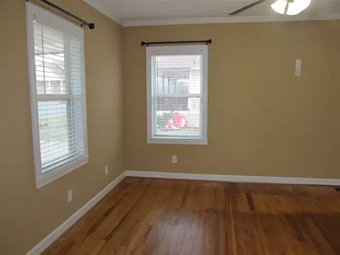 102 W C St, Erwin, NC 28339 photo 5