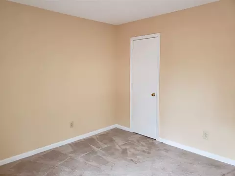 5804 Pointer Dr #102, Raleigh, NC 27609 photo 8
